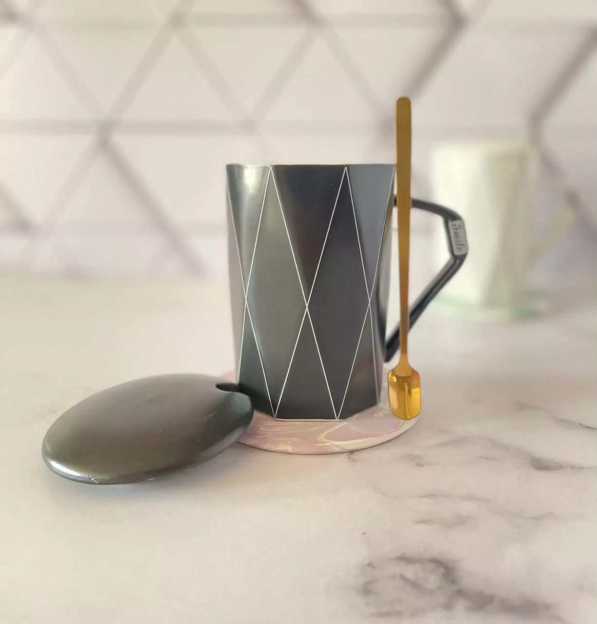 ماگ هندسی دراز