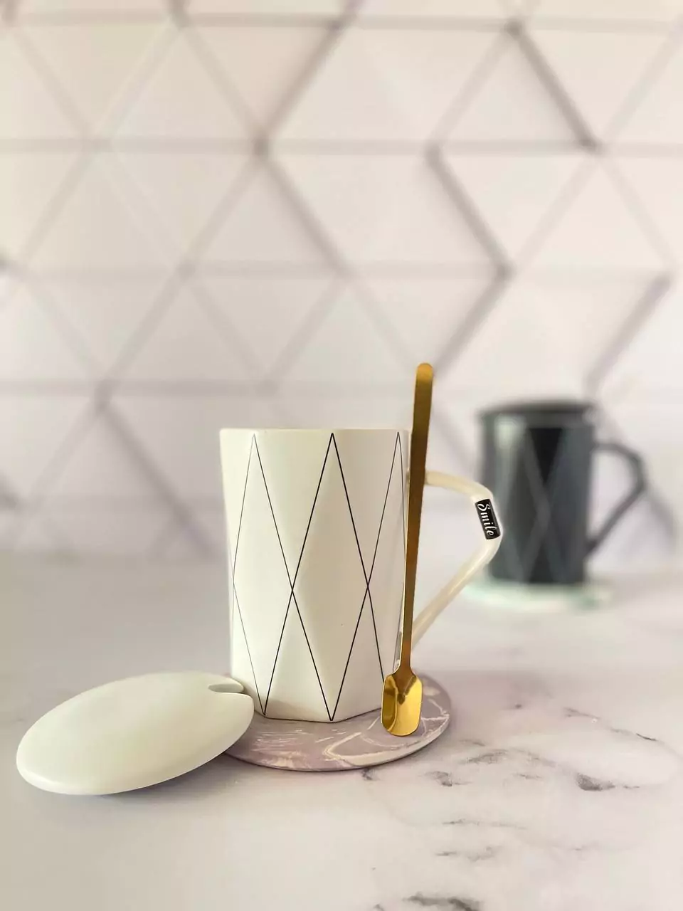 ماگ هندسی دراز