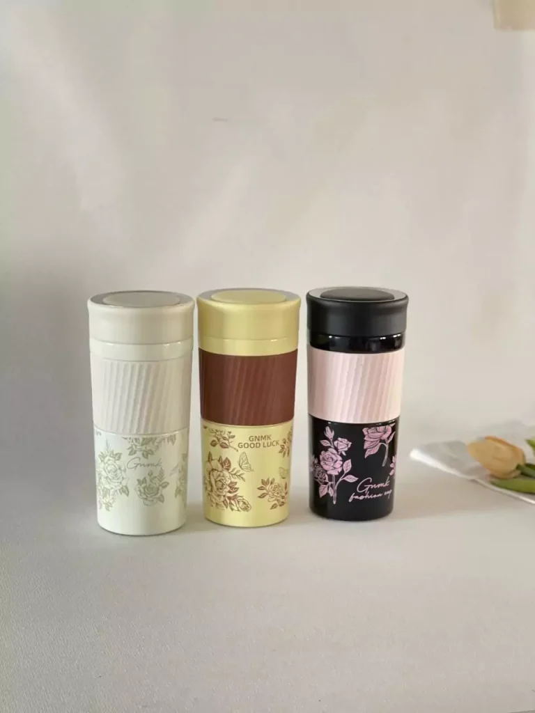 تراول ماگ دورسیلیکونی طرح گلی